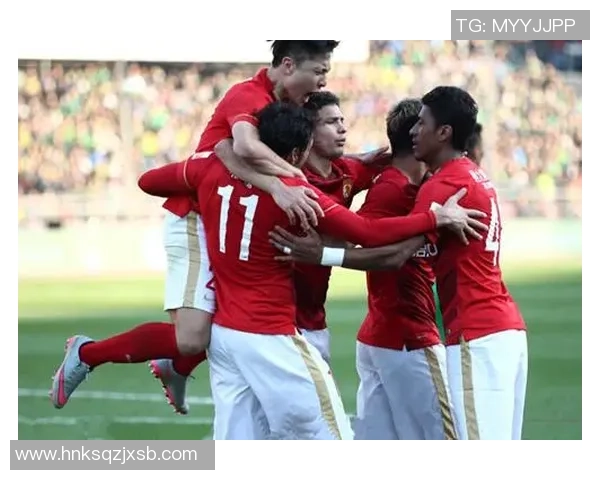 广州恒大主场迎战阿赫利首回合较量全景解析与精彩瞬间回顾